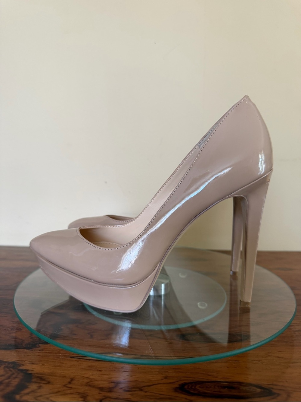 Jessica Simpson Venisse Nude Patent Pointed Platform Pumps in 8.5